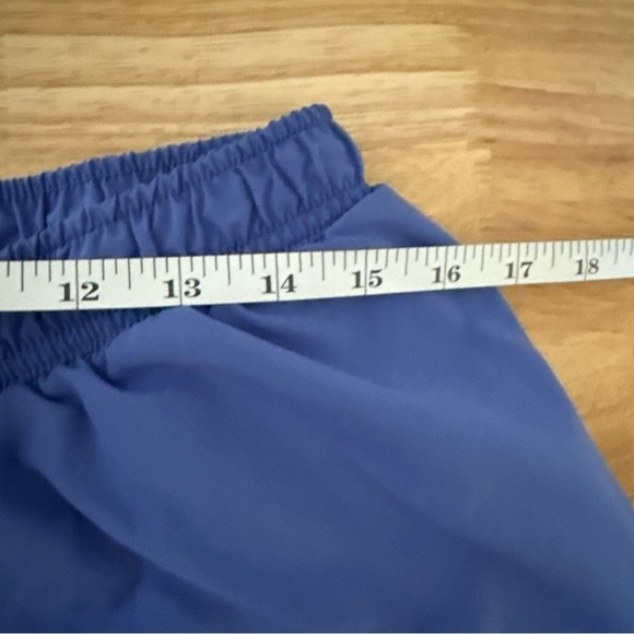 WOMENS OLD NAVY GO DRY SHORTS SIZE L PURPLE ELASTIC WAIST DRAWSTRING - Picture 6 of 7